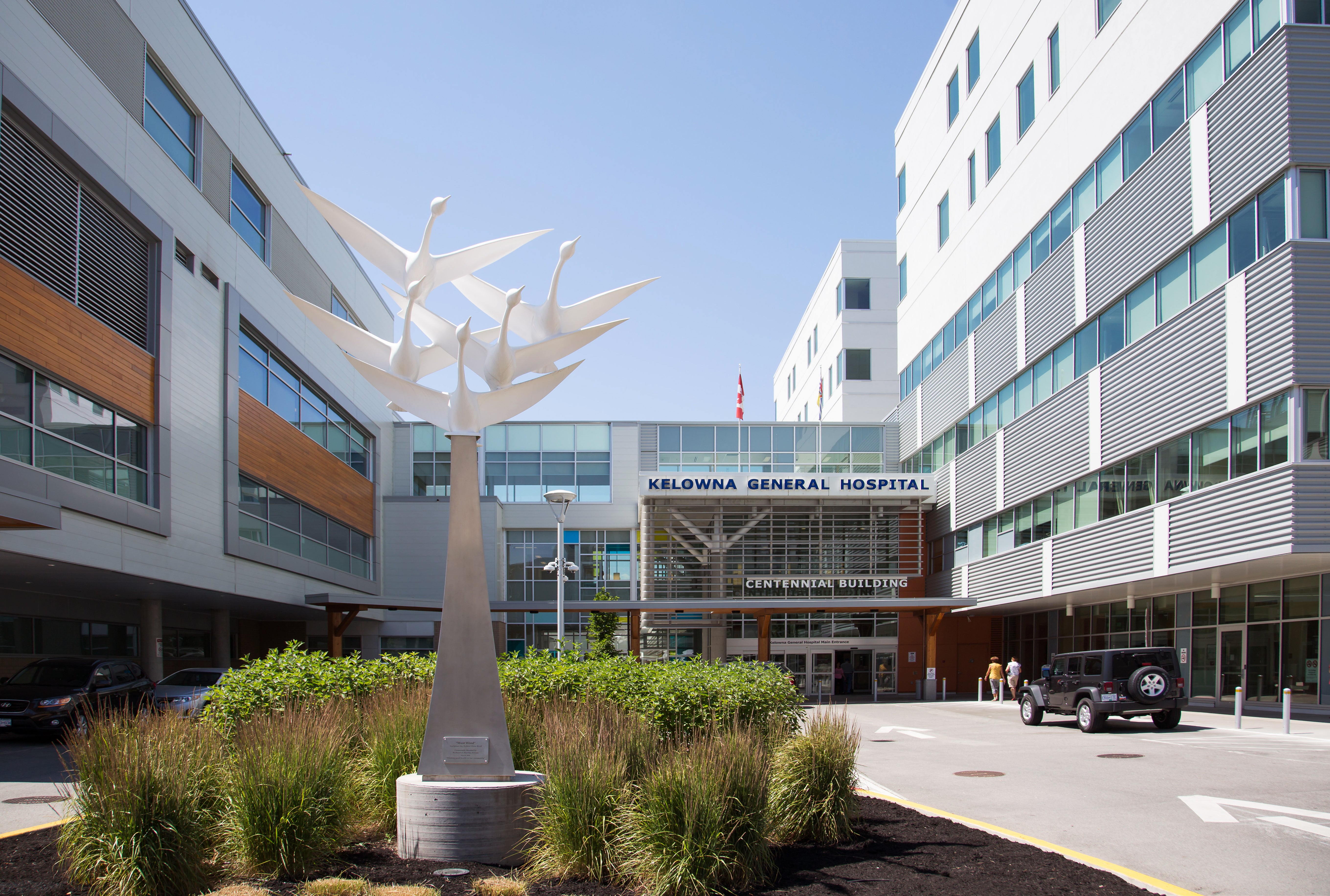 Front entrance of Kelowna General Hospital